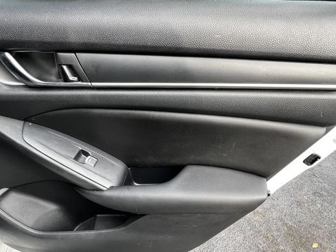 Used 2019 Honda Accord Sport image 37