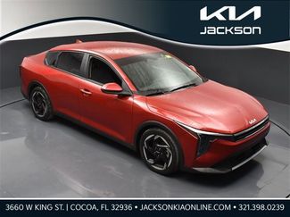Certified 2025 Kia K4 EX image 1