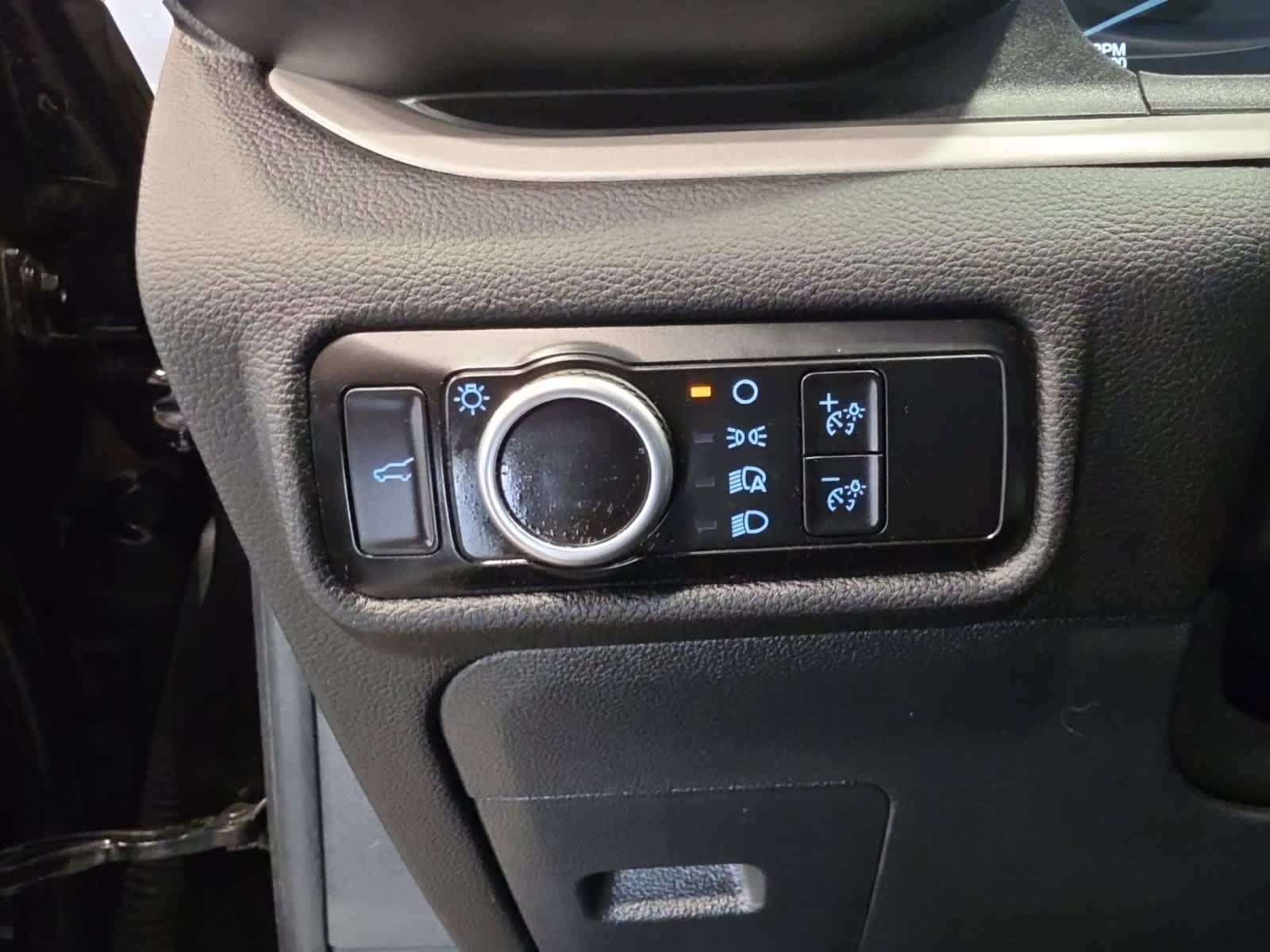 Used 2023 Ford Explorer XLT AWD/4WD image 20