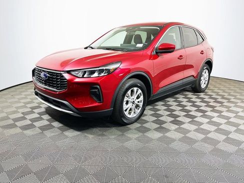 Used 2023 Ford Escape Active w/ Tech Pack #2 image 4