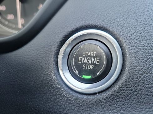Used 2020 Cadillac XT4 Sport AWD/4WD image 20