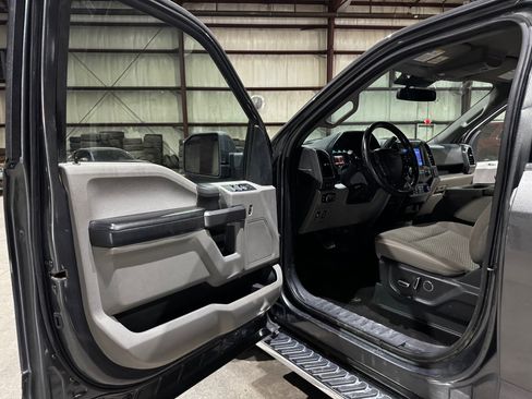 Used 2020 Ford F150 XLT w/ Equipment Group 302A Luxury AWD/4WD image 12