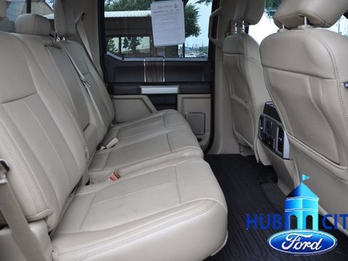 Used 2019 Ford F150 Lariat w/ Equipment Group 502A Luxury AWD/4WD image 14