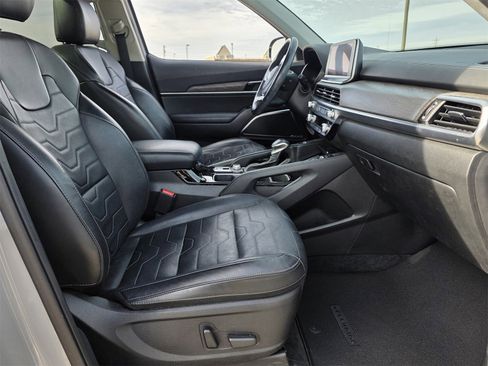 Used 2021 Kia Telluride SX w/ SX Prestige Package image 28