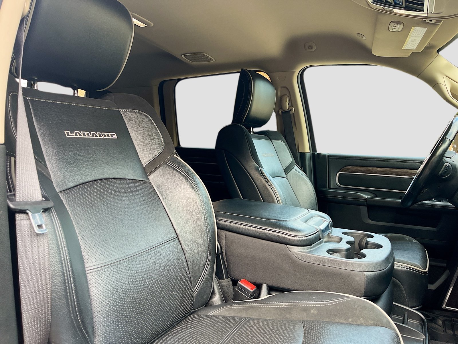 Used 2021 RAM 3500 Laramie w/ Cold Weather Group AWD/4WD image 27