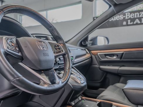 Used 2021 Honda CR-V Touring image 7