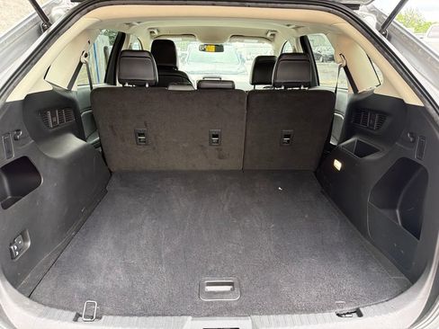 Used 2024 Ford Edge SEL AWD/4WD image 11