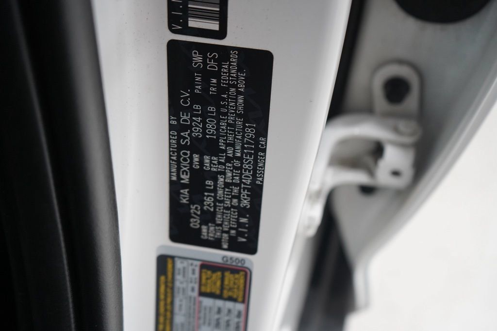 Used 2025 Kia K4 FWD image 34