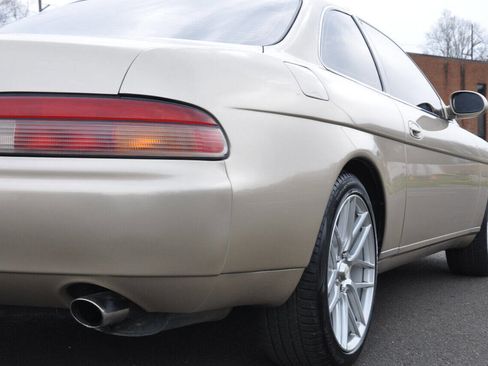 Used 1995 Lexus SC 300 Coupe image 14