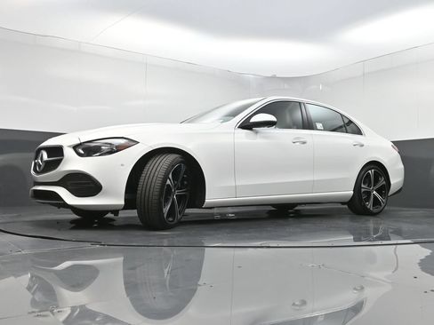 Used 2024 Mercedes-Benz C 300 Sedan image 26