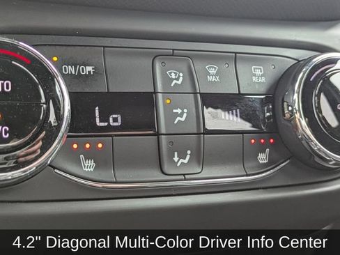 Used 2021 Chevrolet TrailBlazer RS w/ Sun and Liftgate Package AWD/4WD image 27