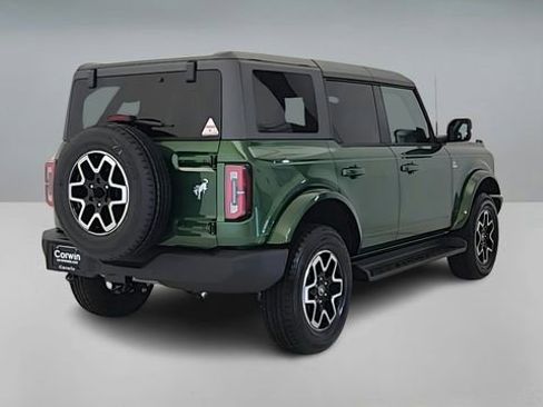 New 2025 Ford Bronco Outer Banks image 7