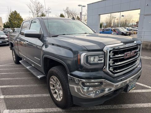 Used 2018 GMC Sierra 1500 SLT image 1