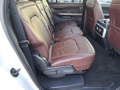 Used 2024 Ford Expedition Max Limited image 25