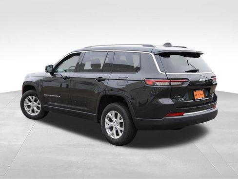 Used 2023 Jeep Grand Cherokee L Limited AWD/4WD image 7
