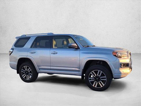 Used 2018 Toyota 4Runner Limited image 4