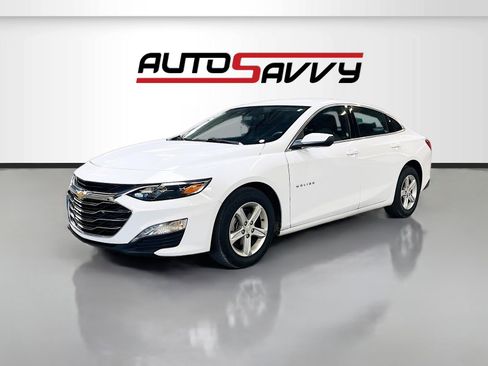 Used 2024 Chevrolet Malibu LT FWD image 3