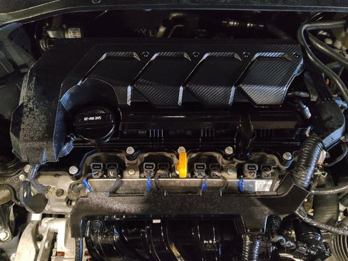 Used 2025 Hyundai Venue Limited image 30