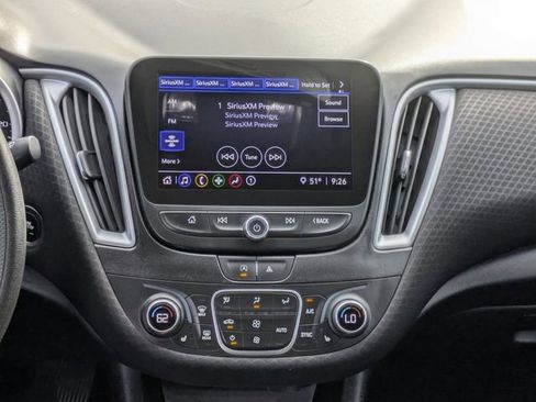 Used 2023 Chevrolet Malibu LT image 15