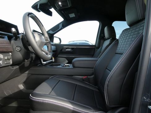 New 2026 GMC Sierra EV Denali image 30