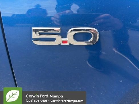 Used 2017 Ford Mustang GT Premium w/ GT Performance Package RWD image 9