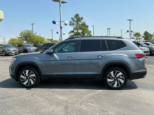 Used 2025 Volkswagen Atlas SE FWD image 6