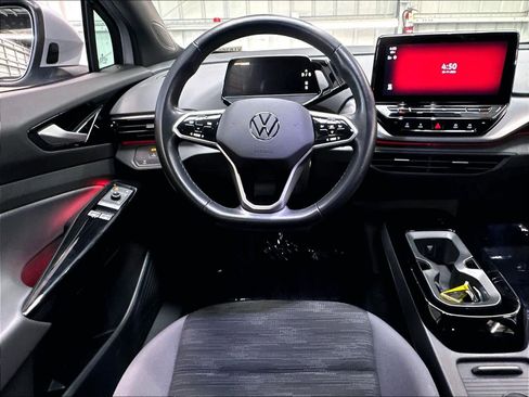 Certified 2022 Volkswagen ID.4 Pro RWD image 11