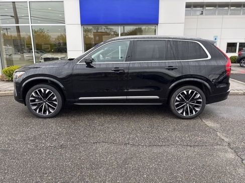 Used 2025 Volvo XC90 B6 Plus AWD/4WD image 2