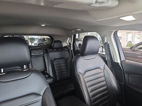 Used 2023 Ford Edge SEL AWD/4WD image 38
