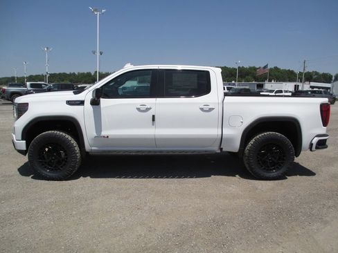 New 2026 GMC Sierra 1500 AT4 w/ AT4 Premium Package AWD/4WD image 11