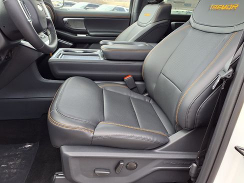 New 2026 Ford Expedition Tremor AWD/4WD image 8