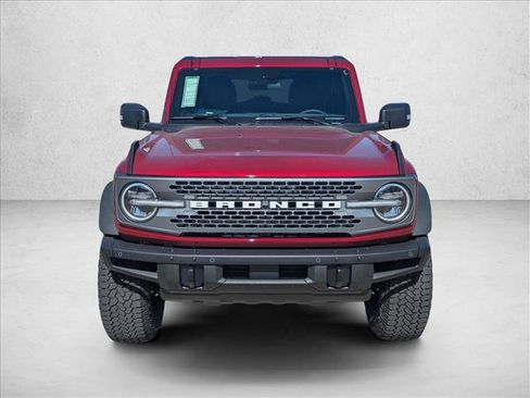 New 2025 Ford Bronco Badlands image 6