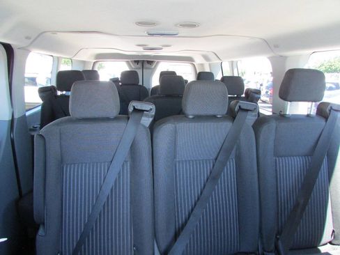 Used 2017 Ford Transit 350 XLT RWD image 27