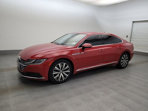 Used 2019 Volkswagen Arteon SE AWD/4WD image 2