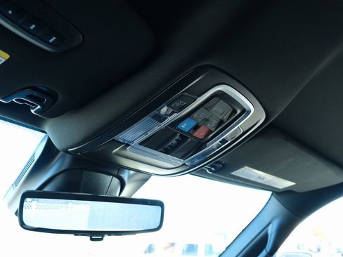 Used 2025 RAM 3500 Limited image 18