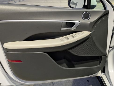 Used 2025 Hyundai Sonata SEL image 11