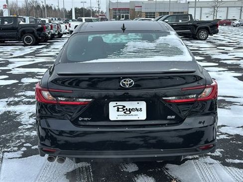 New 2026 Toyota Camry SE image 29