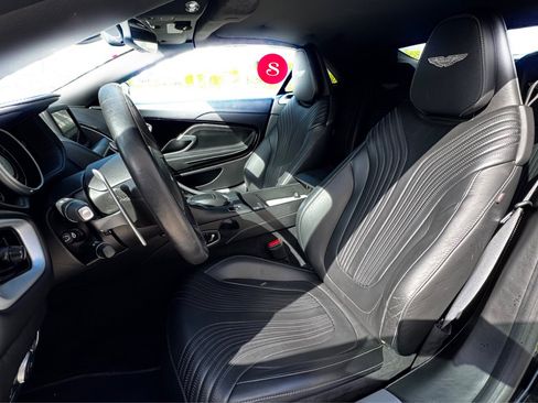 Used 2020 Aston Martin DB11 Volante RWD image 15