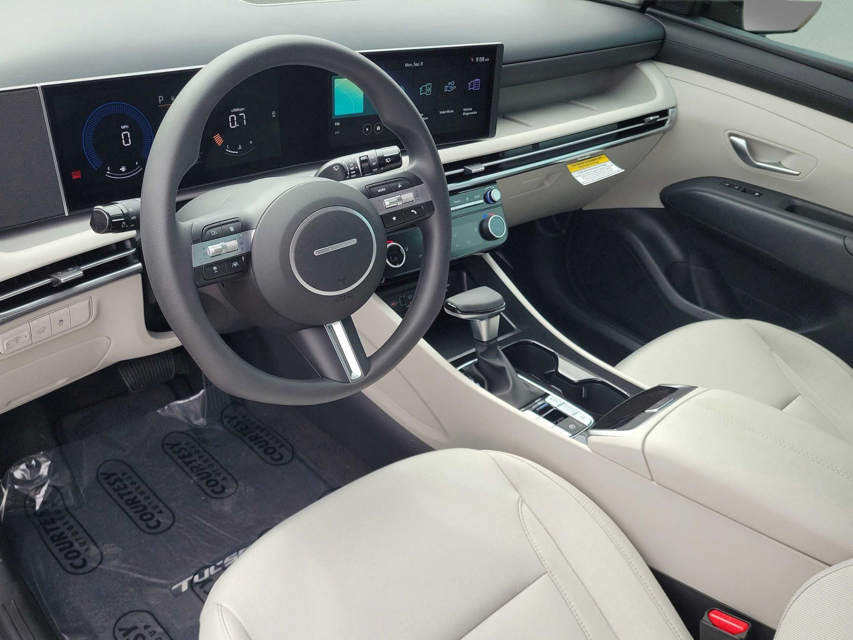 New 2026 Hyundai Tucson SEL Plus FWD image 19