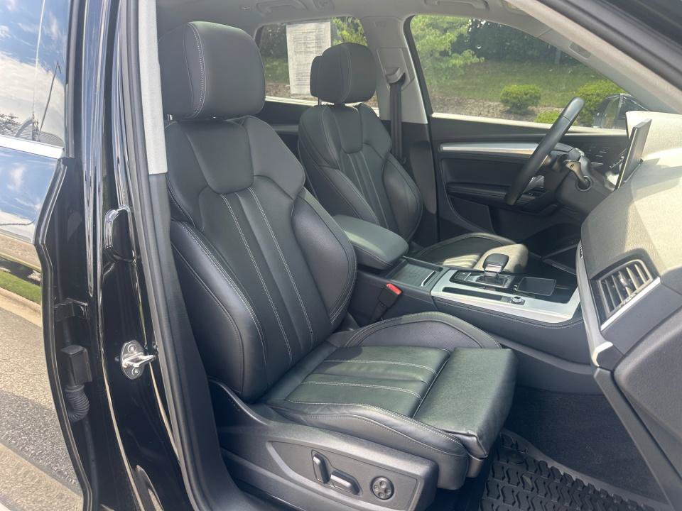 Certified 2024 Audi Q5 2.0T Prestige w/ Prestige Package AWD/4WD image 28