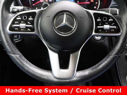 Used 2020 Mercedes-Benz GLC 300 4MATIC image 25