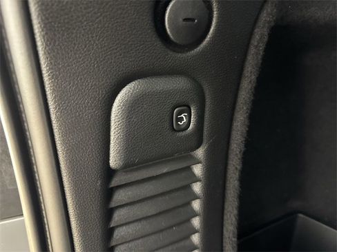 Used 2023 Dodge Durango R/T image 28