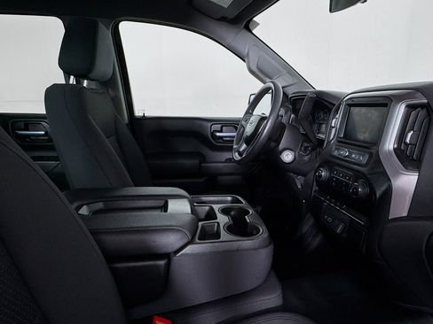 Used 2021 Chevrolet Silverado 1500 Custom Trail Boss w/ LPO, Dark Essentials Package AWD/4WD image 25
