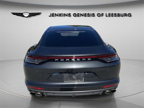 Used 2021 Porsche Panamera image 12
