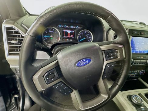 Used 2020 Ford Expedition XLT RWD image 11