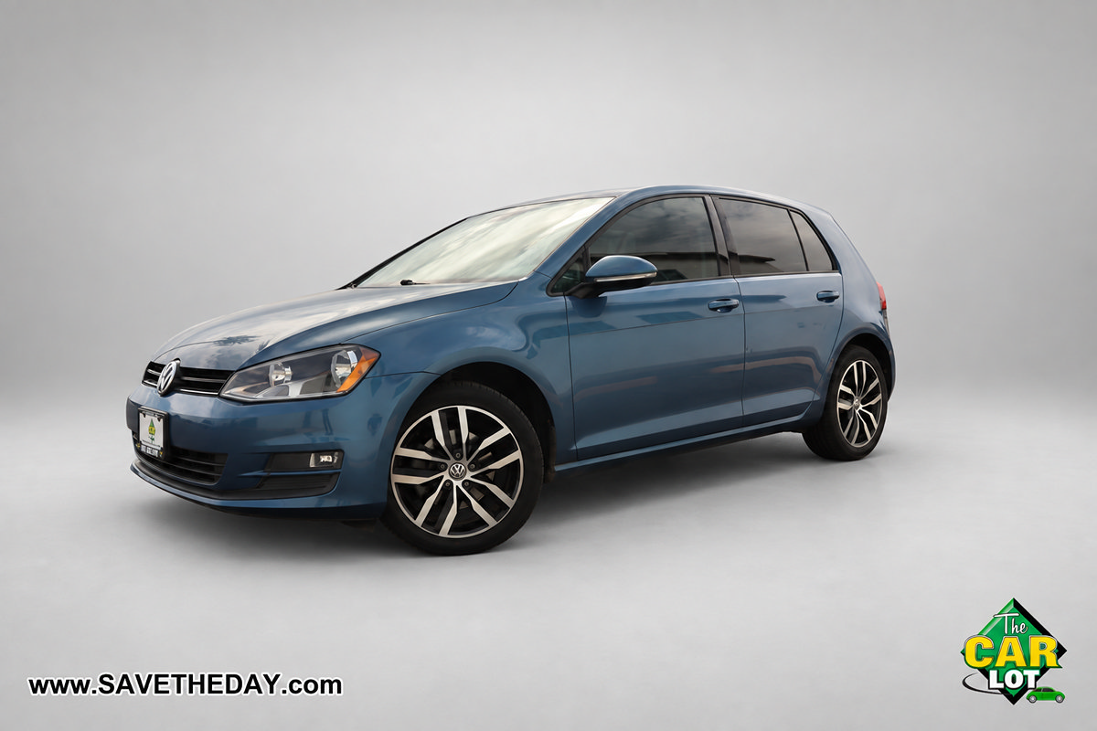 Used 2016 Volkswagen Golf SE FWD image 2