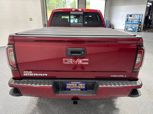 Used 2018 GMC Sierra 1500 Denali w/ Denali Ultimate Package AWD/4WD image 6