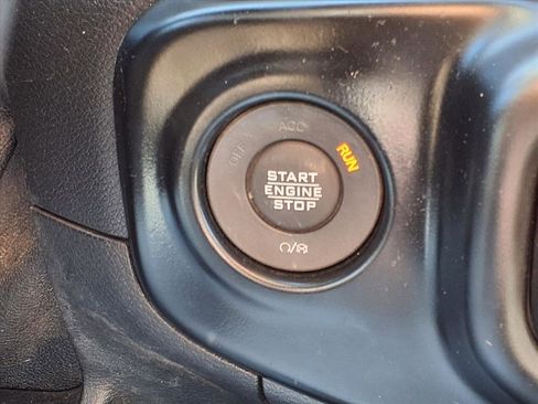 Used 2021 Jeep Wrangler Unlimited Sport w/ Sun And Sound Package image 10