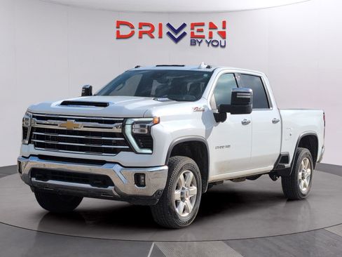 Used 2024 Chevrolet Silverado 2500 LTZ w/ LTZ Premium Package image 1