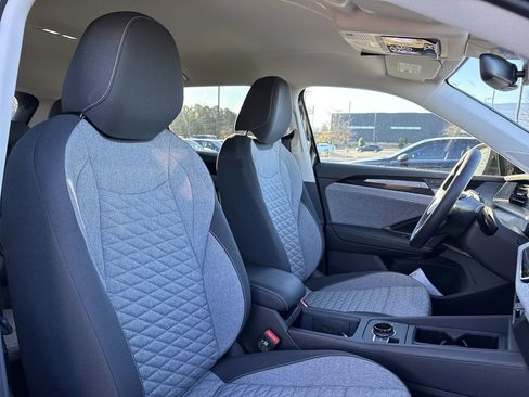 New 2026 Volkswagen Tiguan S FWD image 18